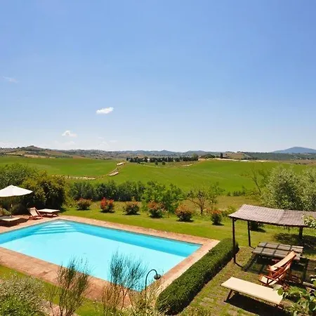 Sleeps 4 * Manciano