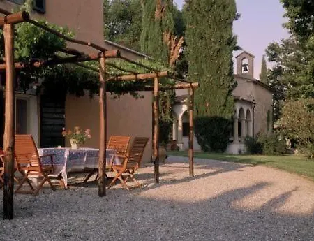 Sleeps 4 Apartment Manciano