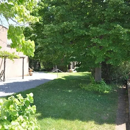 Sleeps 4 * Manciano